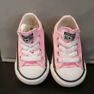 Converse Pink sneakers
